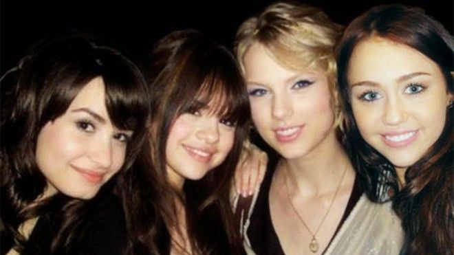 Những màn song ca chứng tỏ Taylor - Selena là đôi bạn thân hiếm có khó tìm Ảnh 2