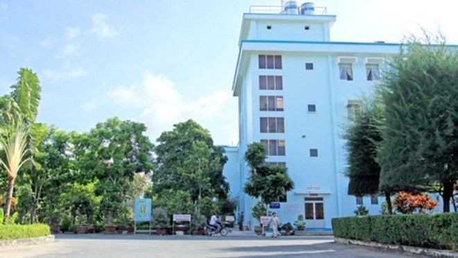 Bất cẩn, bác sỹ đỡ đẻ khiến bé sơ sinh bị gãy chân khi chào đời Ảnh 2