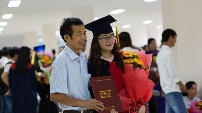 Khám phá lễ tốt nghiệp ở ngôi trường của các thầy cô giáo tương lai Ảnh 2