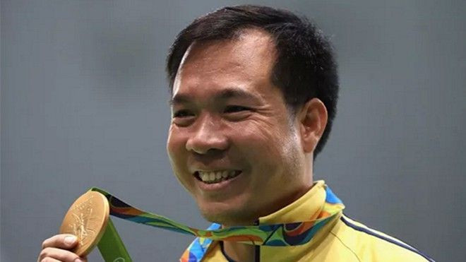 Xạ thủ Hoàng Xuân Vinh nhận thưởng hơn 3 tỷ đồng sau chiếc huy chương vàng Olympic Ảnh 2