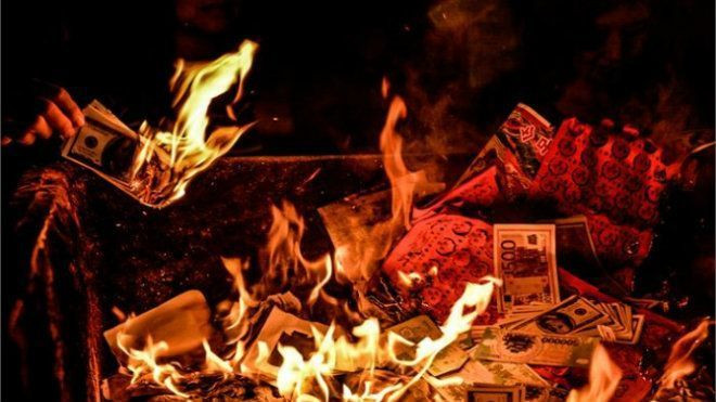 6 vật quen thuộc nhưng vô cùng 'thần thánh' cần cho tháng 'cô hồn' của bạn Ảnh 2