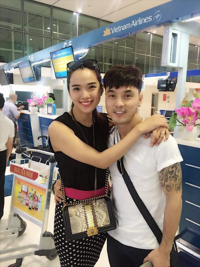 Ghen tị với tổ ấm bé nhỏ của ca sĩ Ưng Hoàng Phúc và bà xã Kim Cương Ảnh 4