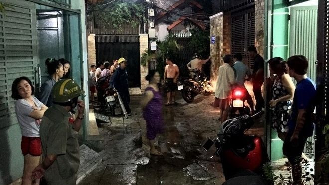 Cụ bà bị liệt nghi tự vẫn bằng xăng ở Sài Gòn Ảnh 2