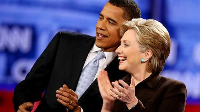 Tổng thống Obama 'bỏ bê' vợ con, chạy đến với Hillary Clinton Ảnh 2