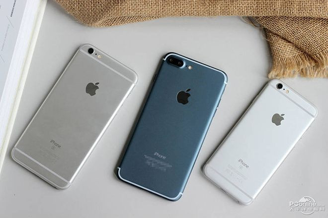 iPhone 7 và 7 Plus được đồn đoán sẽ trình làng vào 7/9 tới tại Mỹ và bán ra vào nửa cuối tháng 9. Trong đó, iPhone 7 Plus cũng chính là mẫu iPhone 7 Pro như các tin đồn lúc trước.