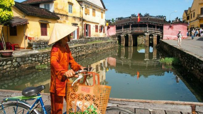 Những hình ảnh đời thường tuyệt đẹp này sắp thành quá khứ khi chùa Cầu bị tháo dỡ Ảnh 2
