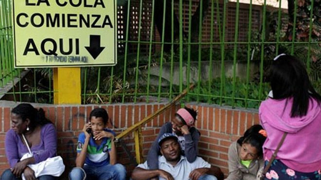 Venezuela 'chảy máu' toàn diện Ảnh 2