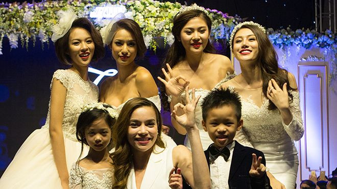 Team Hồ Ngọc Hà hóa thân thành cô dâu đẹp lộng lẫy Ảnh 2