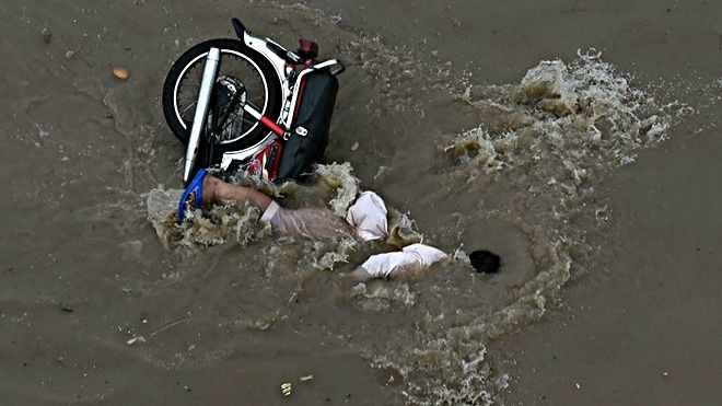 Thiên tai Á, Âu xuất hiện ám ảnh trong top ảnh tuần Ảnh 2