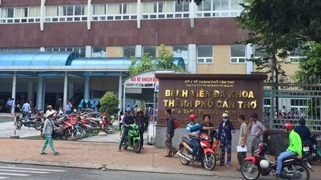 Bệnh nhân HIV cầm kéo rượt đuổi bác sĩ Ảnh 2