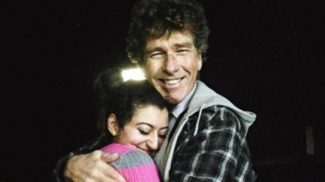 Tình yêu mãnh liệt của cô gái đôi mươi với bạn của bố mình Ảnh 2