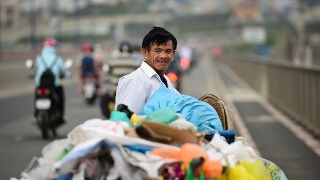 Những người không nghỉ lễ ở Sài Gòn Ảnh 2