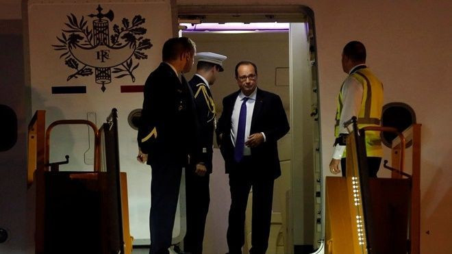 Tổng thống Pháp Francois Hollande đã đến Hà Nội Ảnh 2
