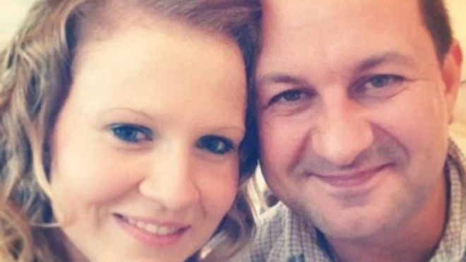 Chồng tán tỉnh gái trẻ ngay trong kỳ nghỉ mát với vợ Ảnh 2