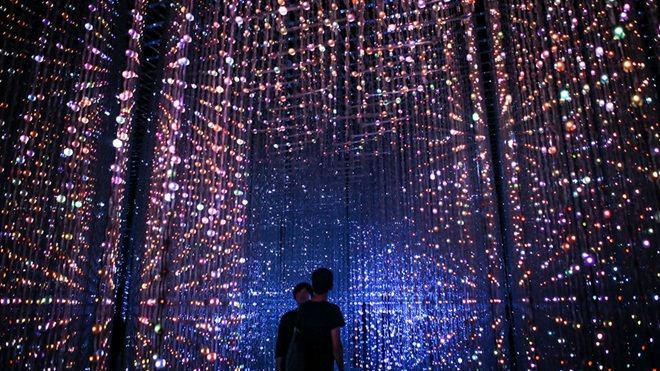 Vũ trụ pha lê 4D độc đáo ở Singapore Ảnh 2