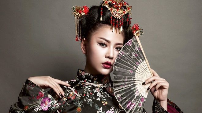 Hậu The Face, Chúng Huyền Thanh nền nã trong trang phục áo dài ấn tượng Ảnh 2