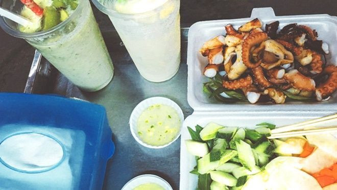 5 món ăn vặt dân dã vạn người mê ở 'phố Tây' Bùi Viện Ảnh 2