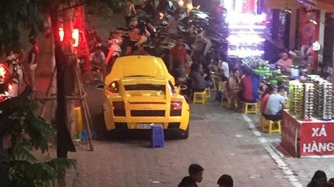 Siêu xe Lamborghini rao bán 1,4 tỷ trên vỉa hè Hà Nội Ảnh 2