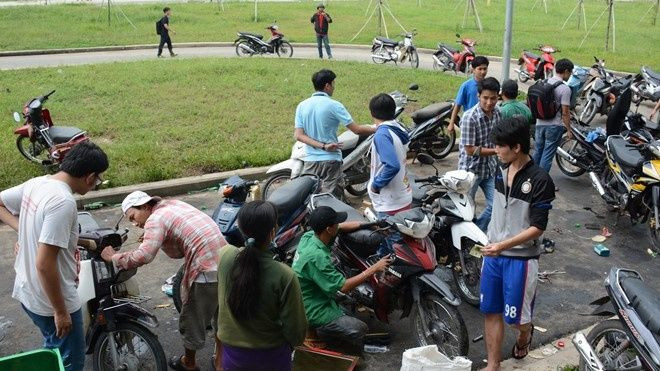 800 xe máy của sinh viên TP.HCM hư hỏng do ngập nước Ảnh 2