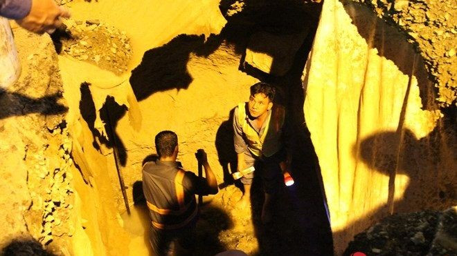 TP HCM: Xuất hiện hố tử thần sâu 7m Ảnh 2