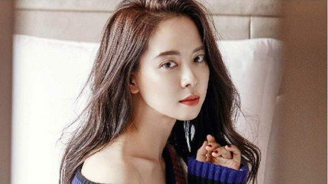 Song Ji Hyo tuyên bố sẽ không bỏ chồng dù anh ta ngoại tình Ảnh 2