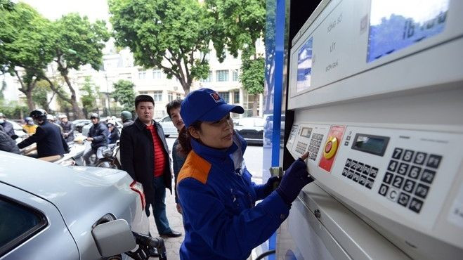 Xăng tiếp tục tăng giá từ 16h30 hôm nay Ảnh 2