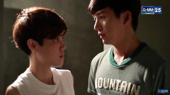 Có một Push Puttichai thật khác: Tận cùng yêu thương, tận cùng đau khổ!