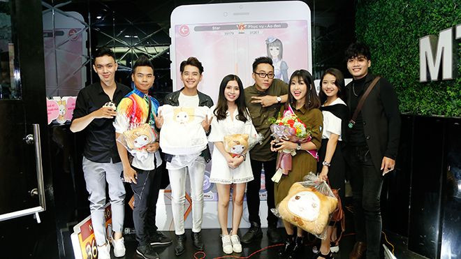 Dàn diễn viên phim cấp 3 quậy tưng tại offline NSTT 360 mobi Ảnh 2