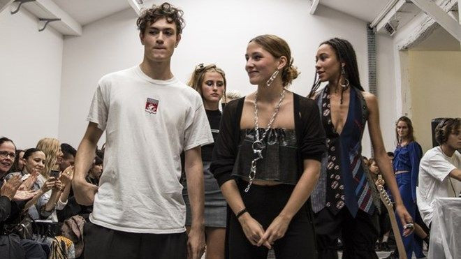 Các tín đồ thời trang hãy biết mặt nhớ tên cậu bạn 17 tuổi này đi là vừa! Ảnh 2