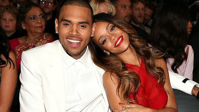 'Người tình bạo lực' Chris Brown quyết tâm theo đuổi Rihanna sau khi biết tin cô độc thân Ảnh 2