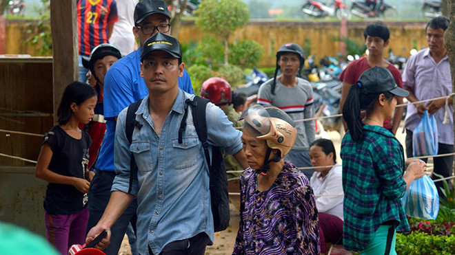 “Soái ca' Phan Anh dí dỏm tiết lộ 'hậu trường' chuyến đi Quảng Bình Ảnh 2