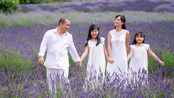 Hạnh phúc đâu xa, hãy cứ nhìn tổ ấm nhỏ của Thúy Hạnh - Minh Khang trong 10 năm qua Ảnh 2