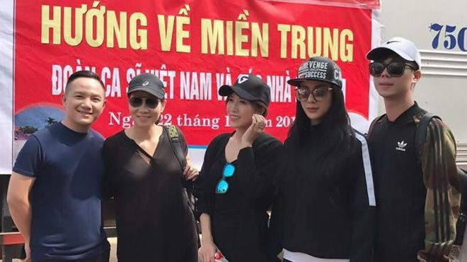 Bí mật 'hậu trường' chuyến đi về với miền Trung của 'biệt đội áo đen' Ảnh 2