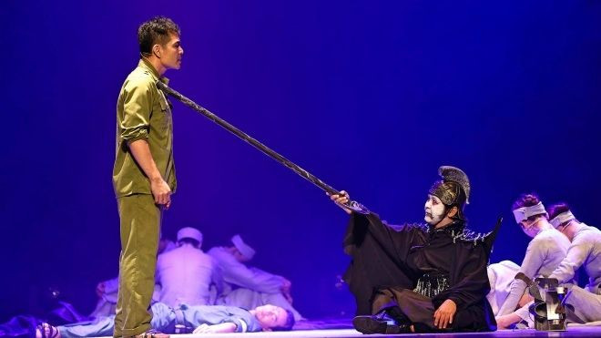 Vở kịch Giấc Mơ: Thánh đường sân khấu - Sự thể nghiệm và cái 'điên' của người làm nghệ thuật Ảnh 2