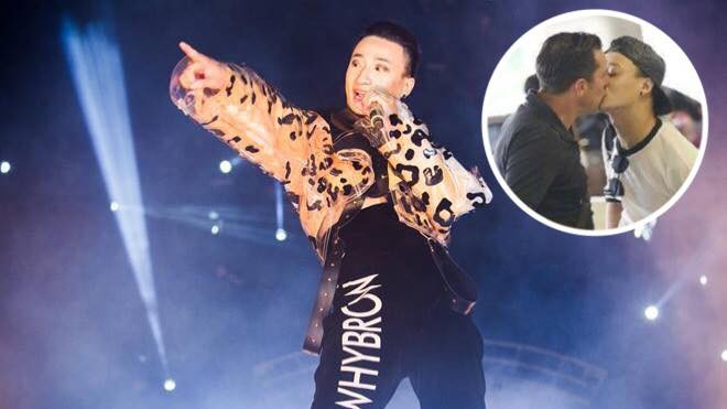 In tên bạn trai lên quần, diễn catwalk trước khi hát: Chỉ có thể là Adam Lâm! Ảnh 2