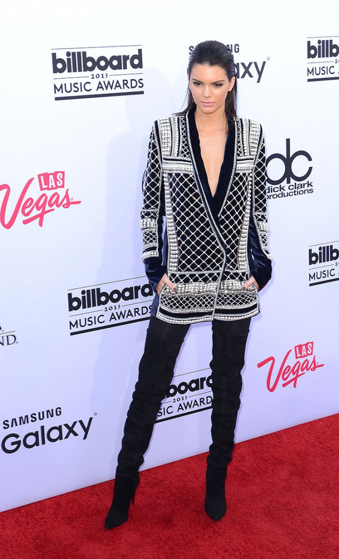 10-best-dressed-kendall-jenner