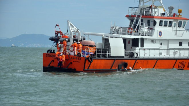 Chìm tàu ở vùng biển Vũng Tàu, 10 ngư dân đang kêu cứu Ảnh 2