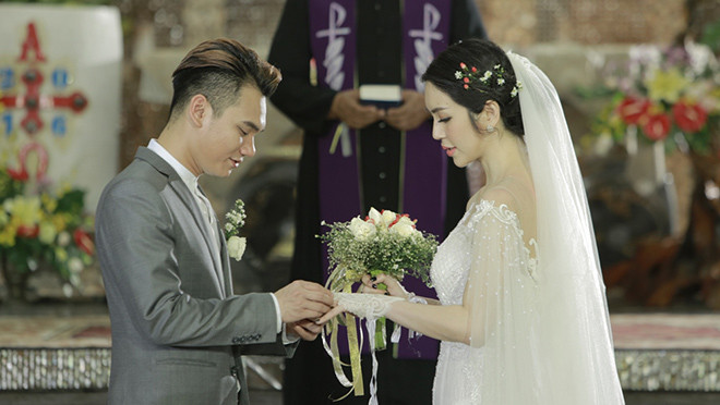 Fan bấn loạn vì Khắc Việt bí mật kết hôn với hot girl Mi Lan Ảnh 2