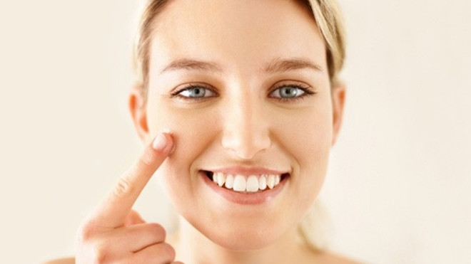 Tẩy da chết với sữa - xu hướng mới nhất giúp có được làn da trắng sáng! Ảnh 2