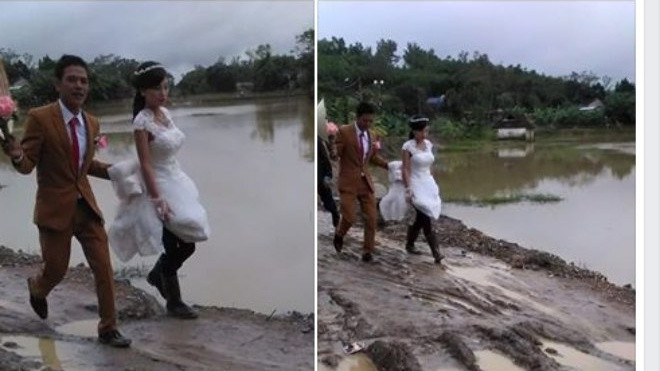 Cô dâu đi ủng lội bùn về nhà chồng gây xúc động mạnh Ảnh 2