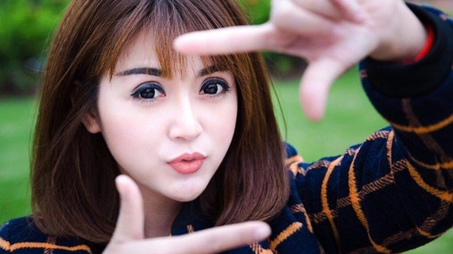 Cô giáo tiểu học xinh như búp bê khiến ai cũng phải ngẩn ngơ Ảnh 2