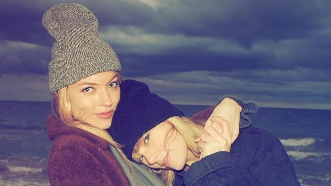 Taylor Swift 'quẩy bất chấp' với trào lưu Mannequin Challenge Ảnh 2