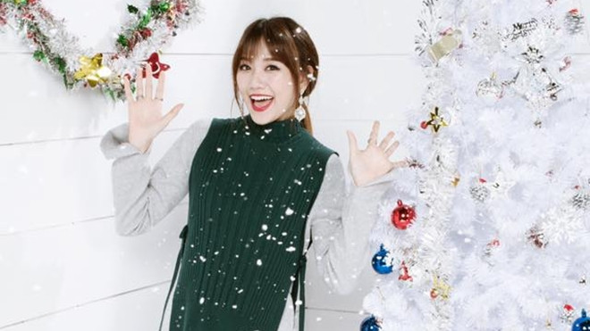 Hari Won tiếp tục chiều fan hết cỡ với quà mừng Giáng sinh cực lạ Ảnh 2