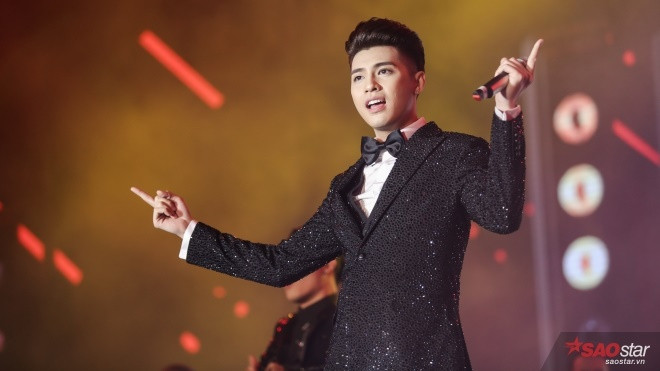 11 khoảnh khắc ấn tượng nhất của Noo Phước Thịnh trong năm 2016 Ảnh 2