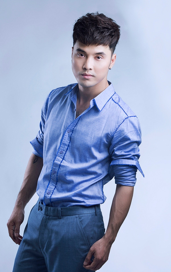 Không thể rời mắt trước hình ảnh cực điển trai của 'soái ca một con' Ưng Hoàng Phúc Ảnh 5
