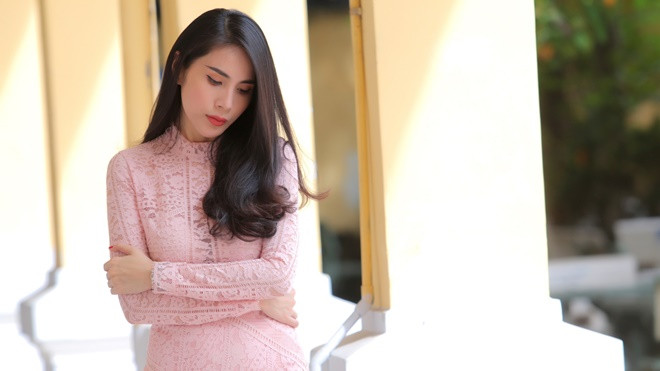 Sau nỗi buồn Công Vinh, Thủy Tiên làm MV tình tay ba đầy nước mắt Ảnh 2