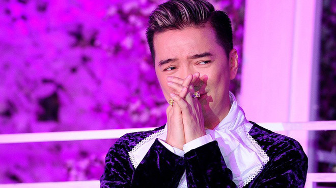 Chấn động: Đàm Vĩnh Hưng nhói lòng tiết lộ đã gồng mình trả nợ hơn 20 tỷ cho mẹ trong suốt 10 năm nay Ảnh 2