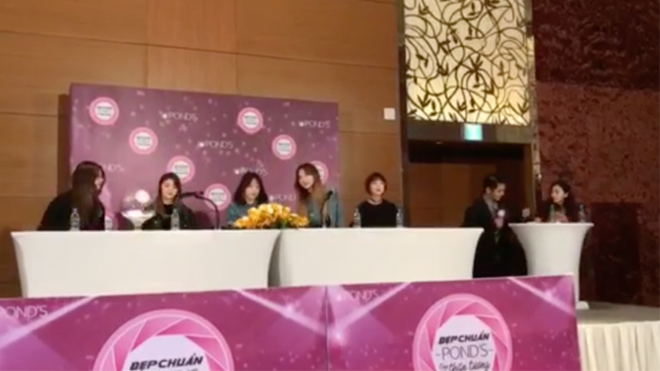 'Cười muốn xỉu' khi các nàng EXID chơi game 'Thể hiện tình cảm với người ngồi bên cạnh bạn' Ảnh 2