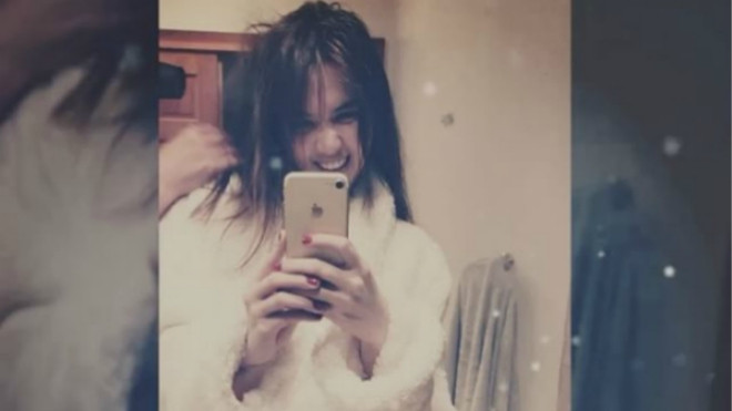 Ngọc Trinh khoe clip được người tình đại gia 72 tuổi chăm sóc sau khi tắm Ảnh 2