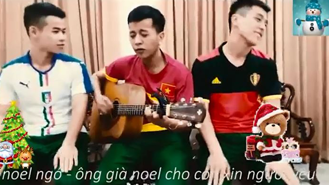 Ban nhạc 'soái ca' Ba chú bộ đội khiến fans 'phát sốt' khi bất ngờ tung hit mới về Noel cực hay Ảnh 2